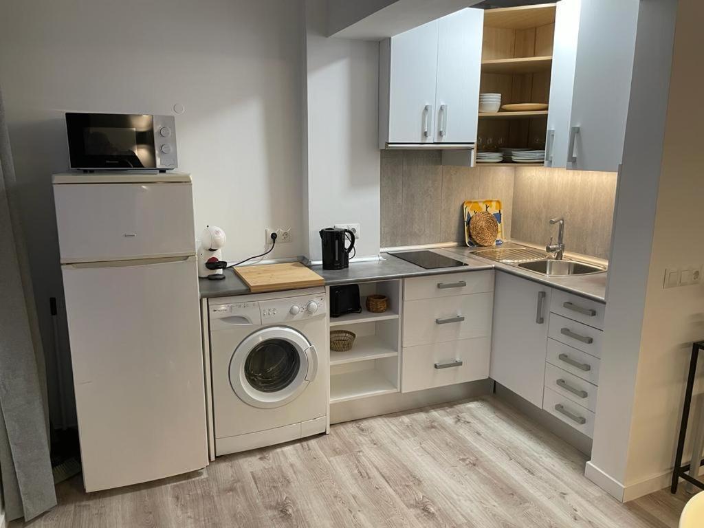 Apartamento C Y L 托雷莫利诺斯 外观 照片