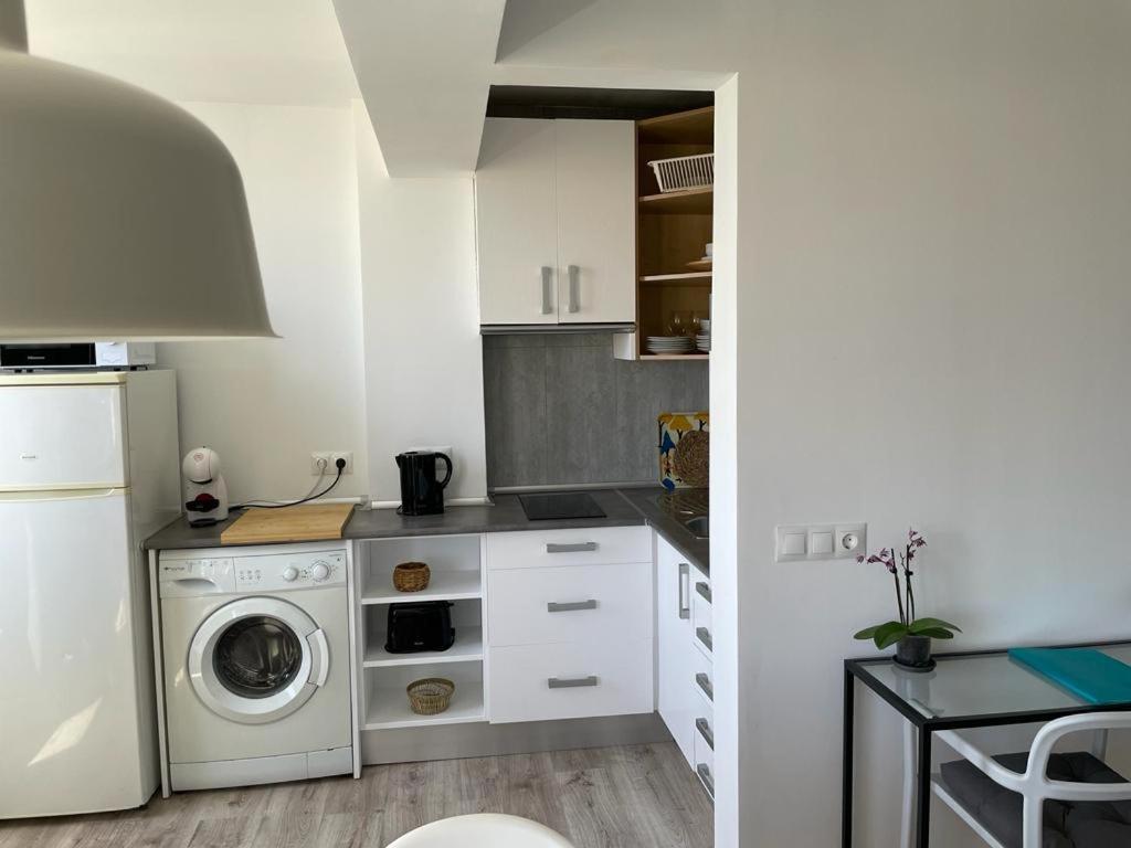 Apartamento C Y L 托雷莫利诺斯 外观 照片