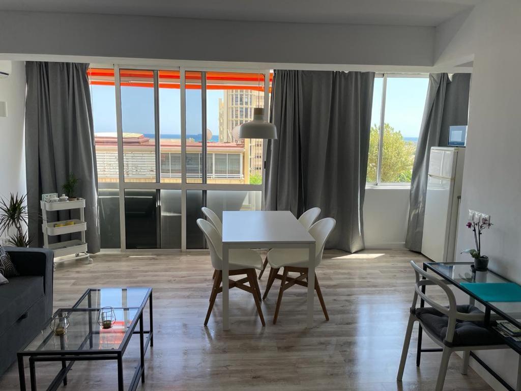 Apartamento C Y L 托雷莫利诺斯 外观 照片